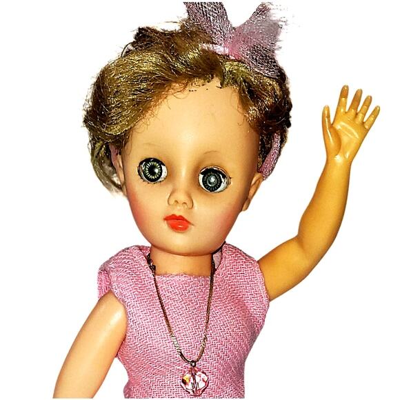 17" 50s Vintage Eegee Teenage "Miss Debutante" Fashion Doll with Dainty Necklace - Picture 8 of 12